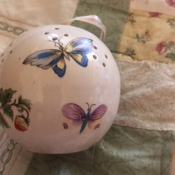 Vintage Ceramic Sachet Ball - Picture 8 of 8